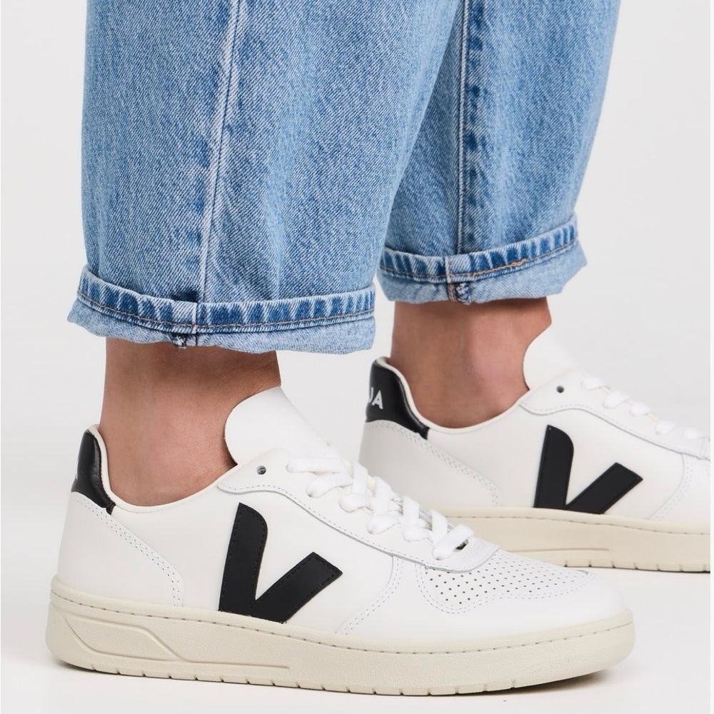 Women’s veja sneakers